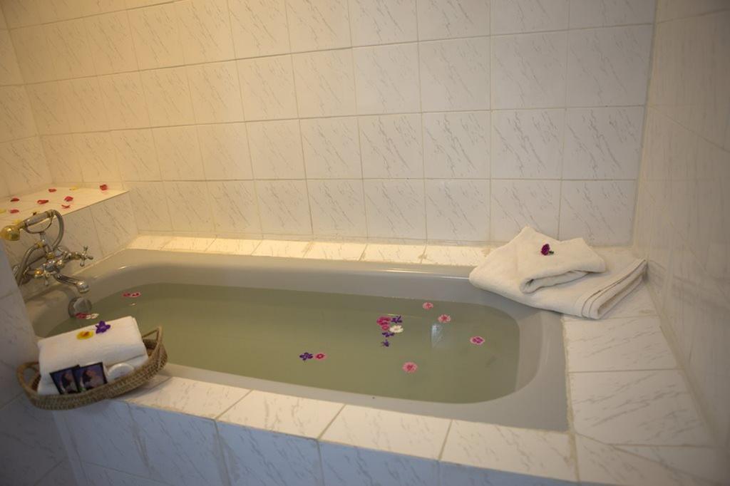 Pine Hill Resort Kalaw Rom bilde